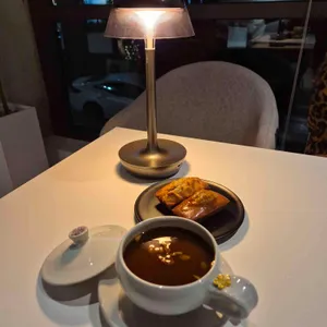 롤아웃커피 사진