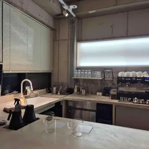 롤아웃커피 리뷰 사진