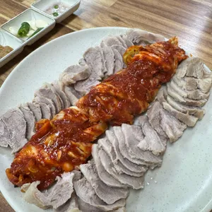 진선보쌈 사진 1