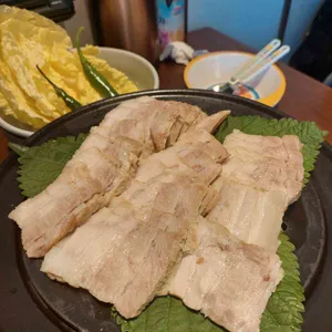 고향보쌈칼국수 사진