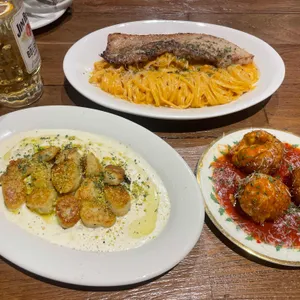 어나더트립 사진