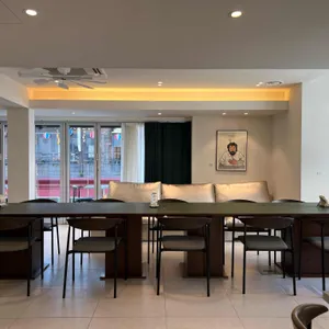 더 가즈믹 테이블 리뷰 사진