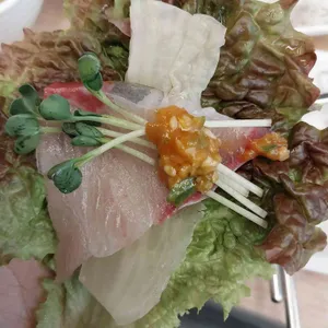 봄봄횟집 대표 사진