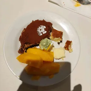 애슐리퀸즈 사진