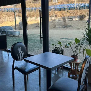 러스틱문 리뷰 사진