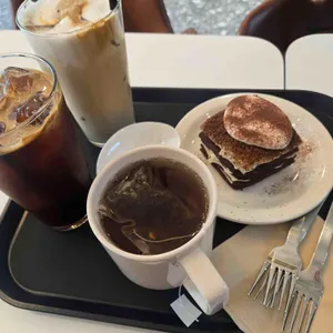 리 커피 로스터스 대표 사진