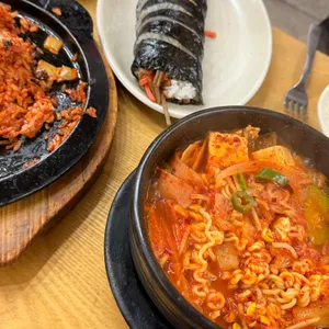 엄마손김밥 사진