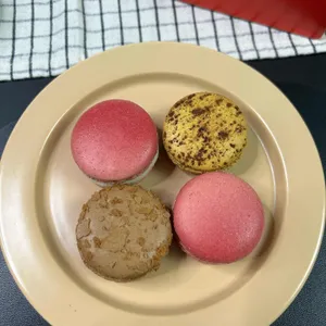 피에르 에르메 파리 더현대 서울 팝업 사진