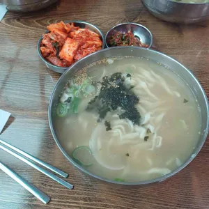 홍두깨칼국수 대표 사진