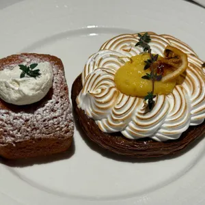 오퍼 카페 사진