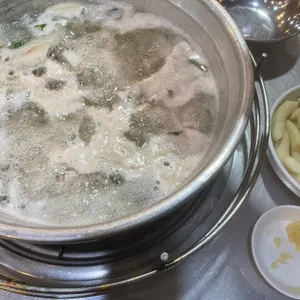 진옥화할매 원조 닭한마리 사진