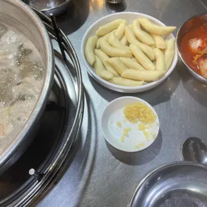 진옥화할매 원조 닭한마리 사진