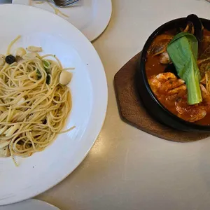 비스트로J 대표 사진