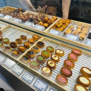 이스터 서울 리뷰 사진