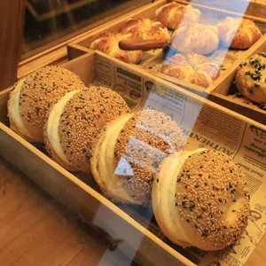 랩소디인브레드 사진