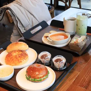 랩소디인브레드 사진