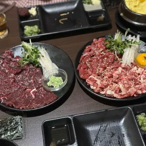 장손육회생고기전문점 대표 사진