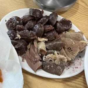 윤옥연 할매떡볶이 대표 사진