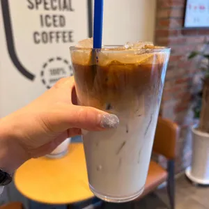 이디야커피 사진