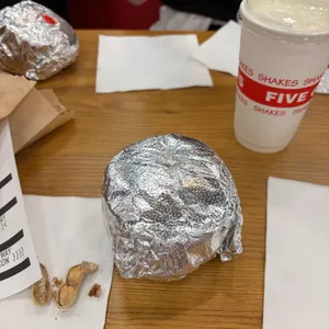 파이브가이즈 사진 2