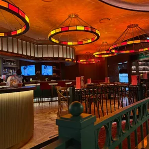 캐롤스 리뷰 사진