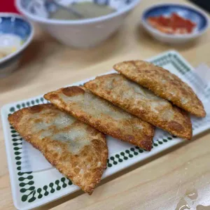 불티나손만두 사진 1