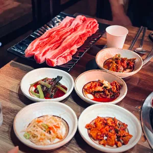 온천약돌한우돼지정육식당 사진