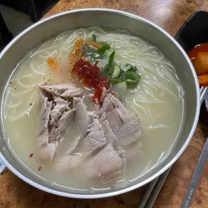 동진식당 사진 1