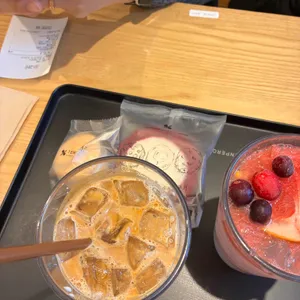 텐퍼센트커피 대표 사진