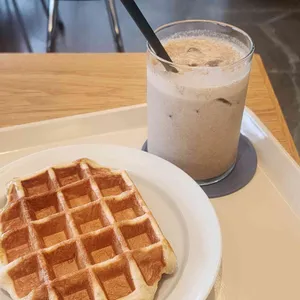 리에제와플 더 뷰 사진 1