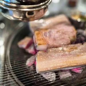 백돈 리뷰 사진