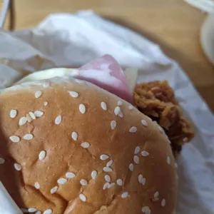 맘스터치 피자앤치킨 리뷰 사진