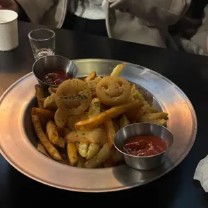 펍충무회관 사진