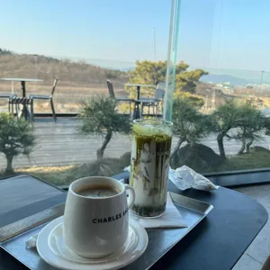 찰스아노 리뷰 사진