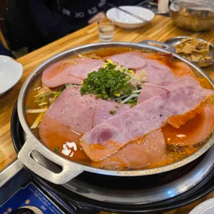 이태리부대찌개 사진