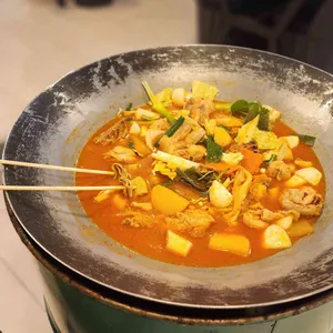 까치 솥뚜껑닭도리 사진