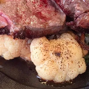 다크앤라이트 리뷰 사진