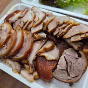 명성왕족발 사진