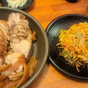 장충웰빙족발 대표 사진