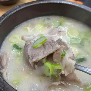 조선돼지국밥 사진