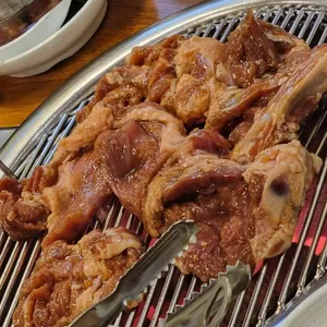 일등돼지숯불갈비 사진 2