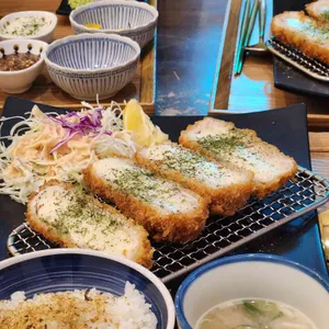 메시야 대표 사진