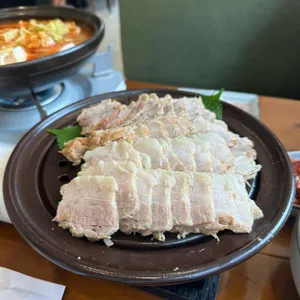 고향보쌈칼국수 사진