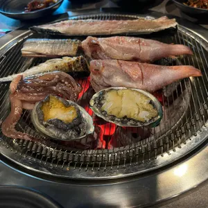 광안리 숯불생선구이 이공이 사진