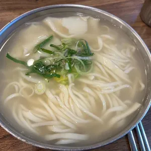 제비민속손국시 사진