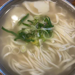 제비민속손국시 사진