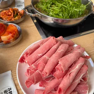 얼큰샤브손칼국수 사진