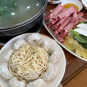 이석해물칼국수만두전골본점 사진 1