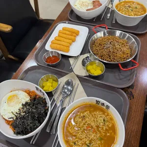 벌툰 인더스트리얼 사진 1