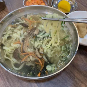 밀미당 대표 사진